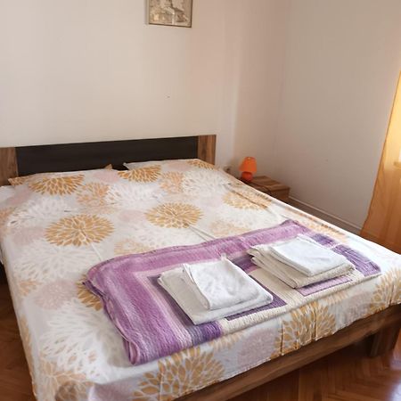 Apartmani Bozica Ядраново Екстер'єр фото